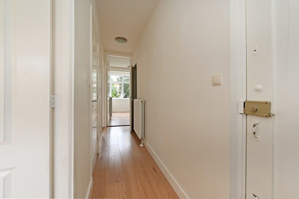 Medium property photo - Barneveldstraat 35, 2573 WB Den Haag